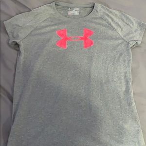 Youth x-large under armour dri-fit tshirt